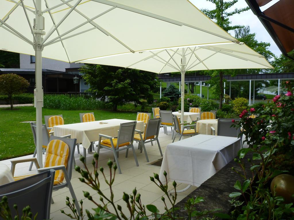 Romantik Waldhotel Mangold Bergisch Gladbach Exterior photo