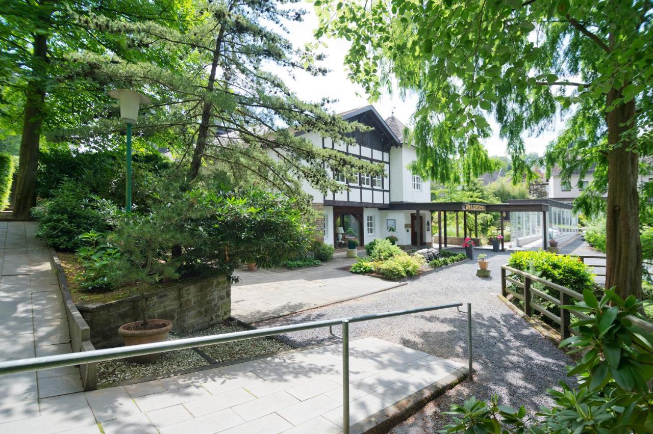 Romantik Waldhotel Mangold Bergisch Gladbach Exterior photo