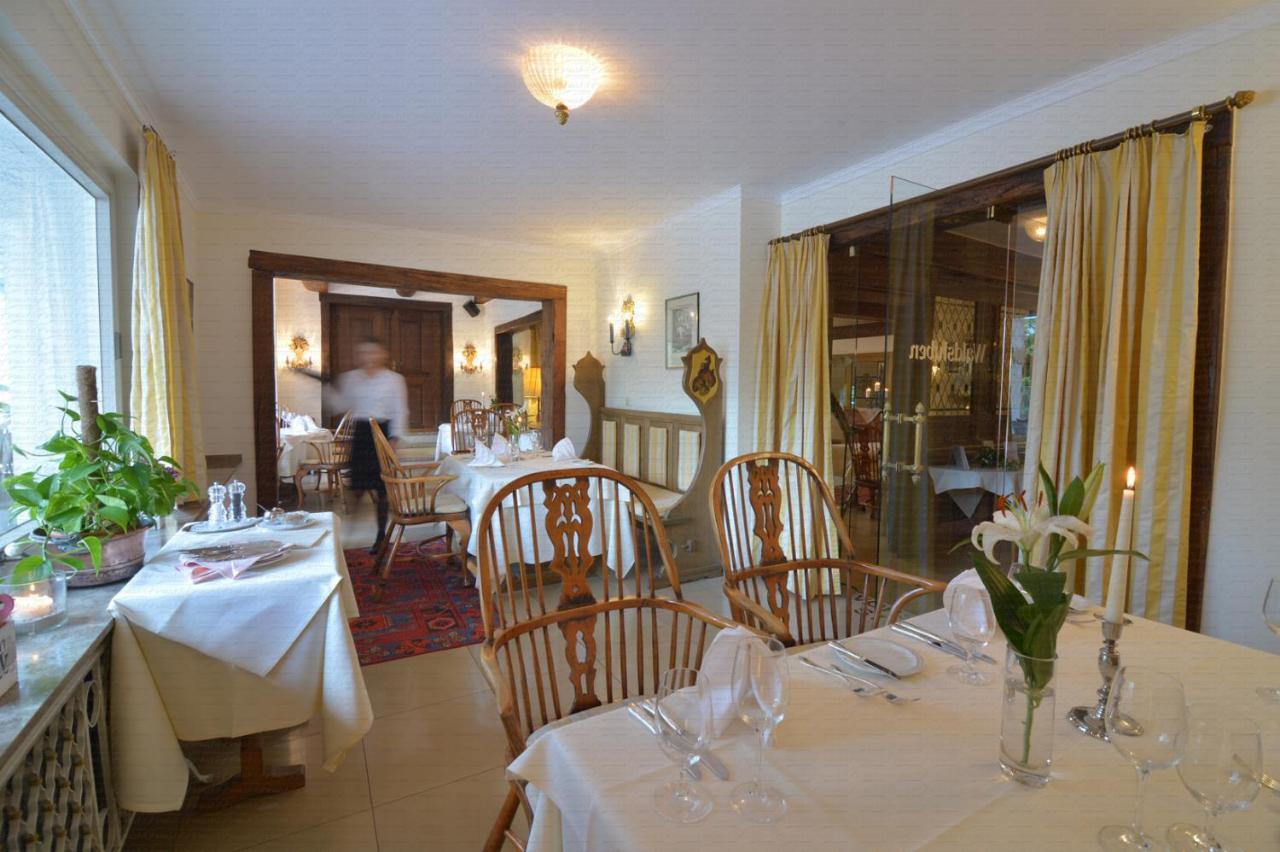 Romantik Waldhotel Mangold Bergisch Gladbach Exterior photo